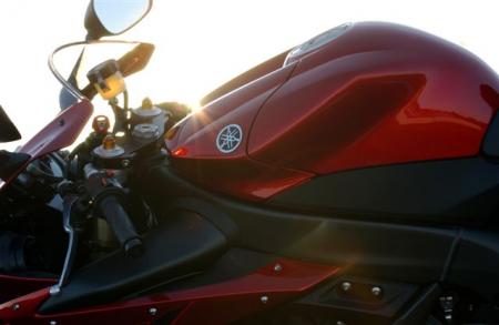 I like this motor bike, it is a yzf R 1